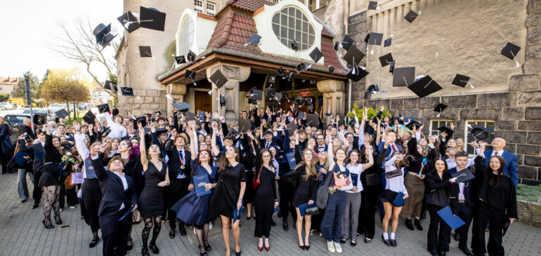 „Ostatni dzwonek”